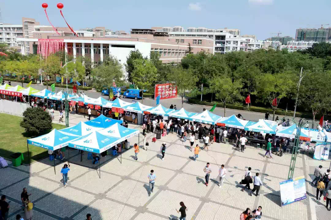 8CFBD1C5D38891561C3663FA64CCA092.jpg 8CFBD1C5D38891561C3663FA64CCA092.jpg