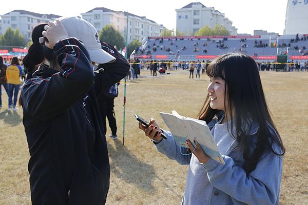 10.19 采访 齐琦.JPG 10.19 采访 齐琦.JPG