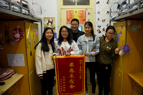 180411文明宿舍指导1711殷艺婧1.jpg 180411文明宿舍指导1711殷艺婧1.jpg