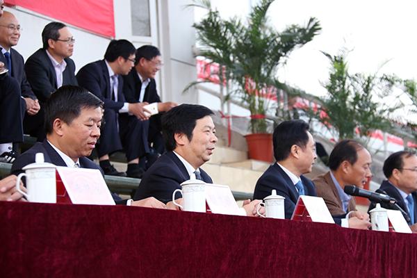 闭幕式 张舒婷 3.jpg